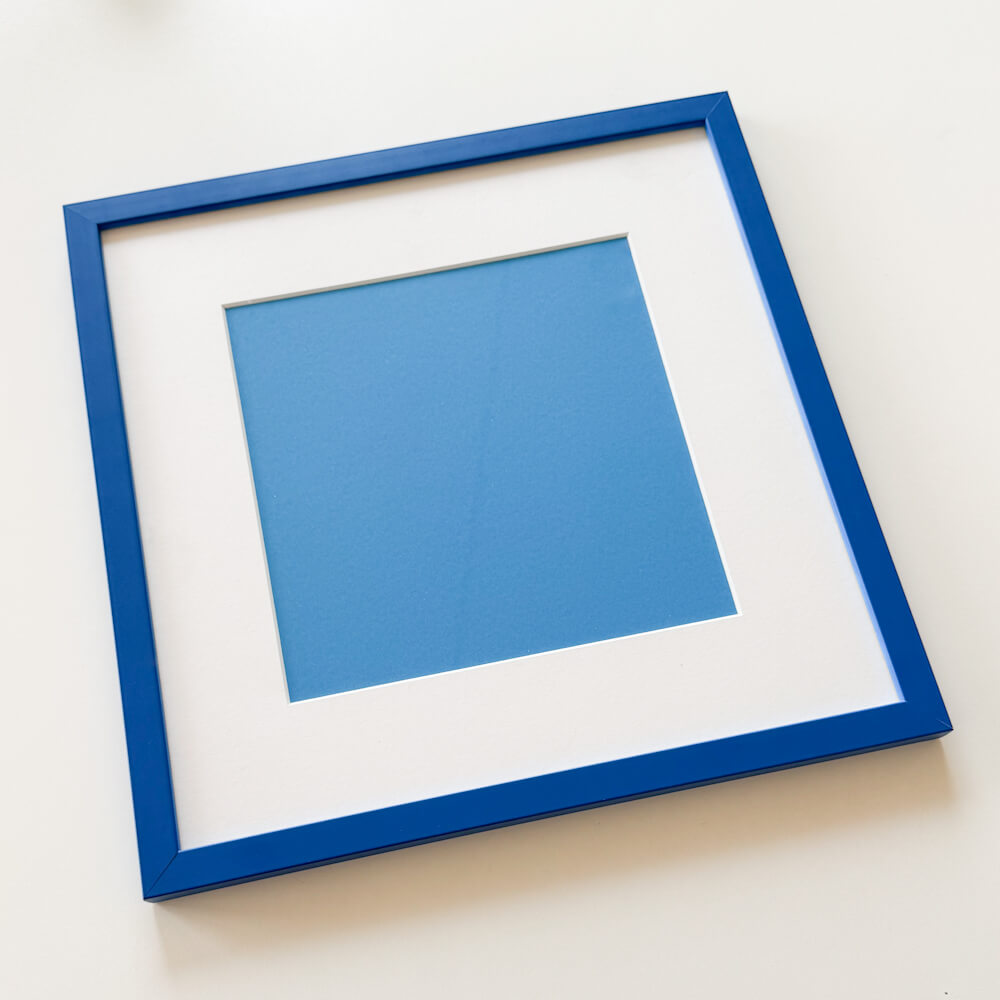 Blauer matter Holzrahmen - Schmal (15 mm) - 30×30 cm