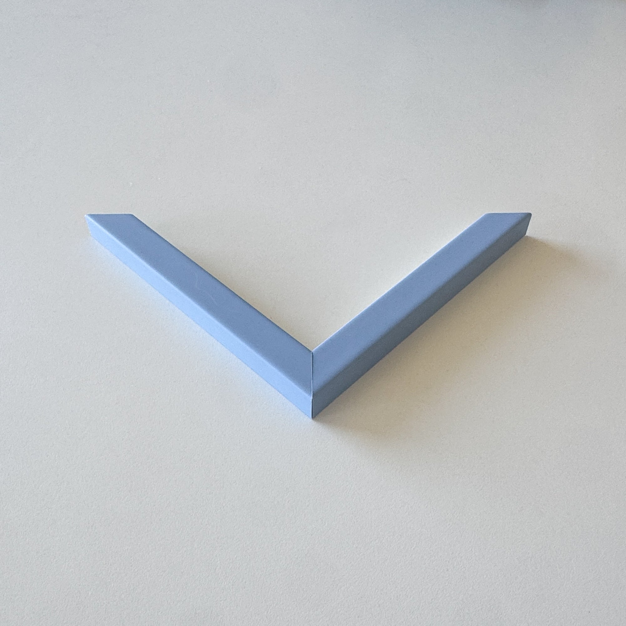 Eckmuster: Hellblau matter Holzrahmen - Schmal (15x13 mm)
