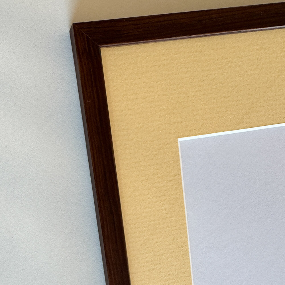 Mørk træramme – Smal (10 mm) – 18x24 cm-PlakatKunst