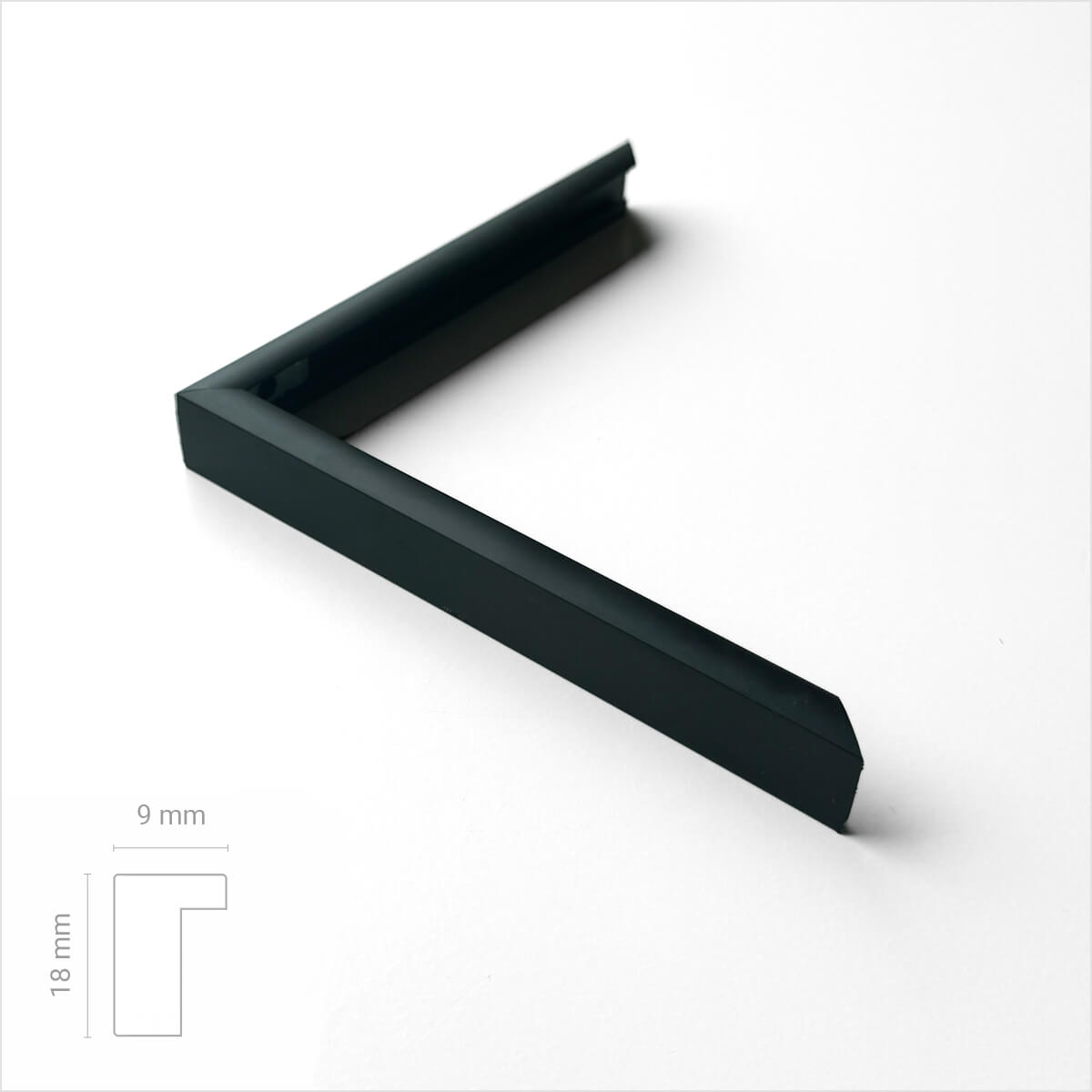 Schwarzer Aluminiumrahmen - Schmal (9 mm) - A3 (30 x 42 cm)