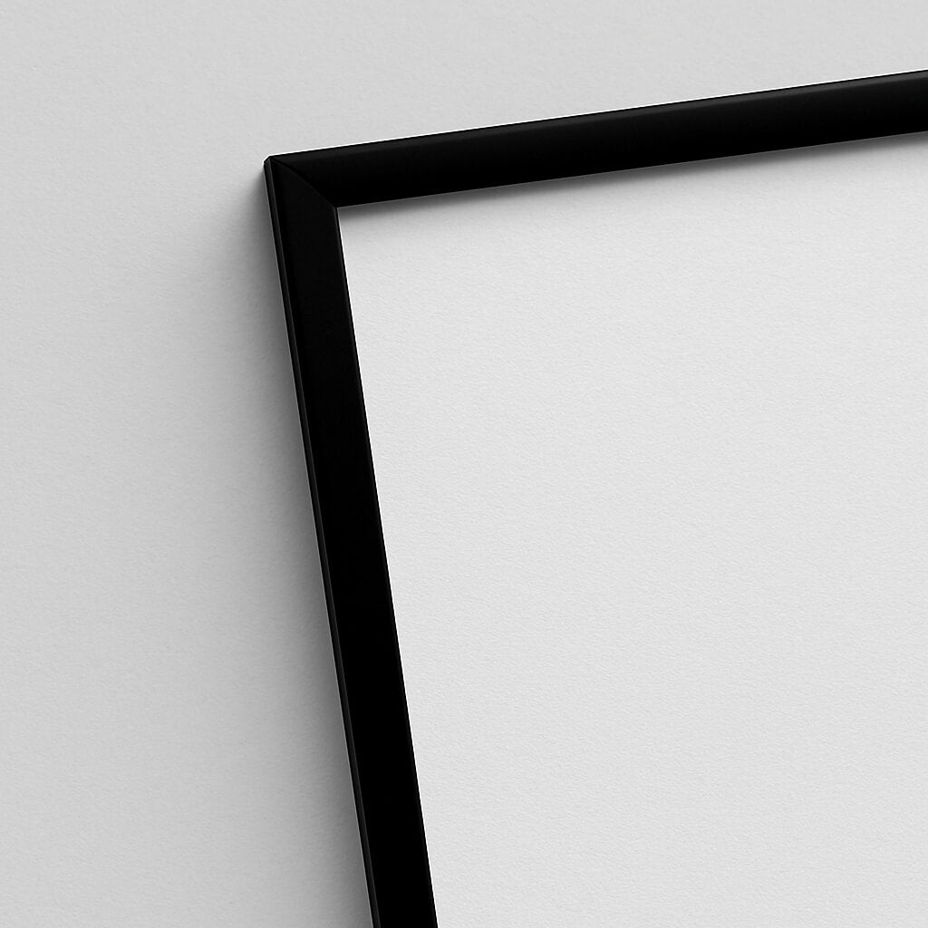 Schwarzer Premium Aluminiumrahmen nach Maß - Schmal (6 mm)