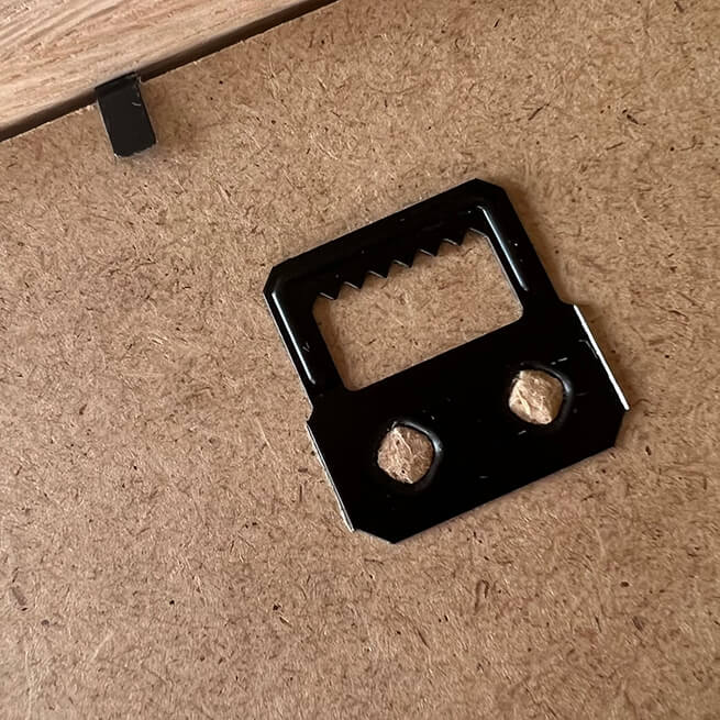 Rosa glänzender Holzrahmen nach Maß - Schmal (13 mm)