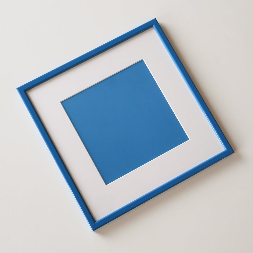 Blauer glänzender Holzrahmen - Schmal (14 mm) - 30×30 cm
