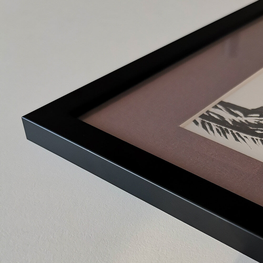 Schwarzer Bilderrahmen aus Holz - Schmal (15 mm) - 40×40 cm